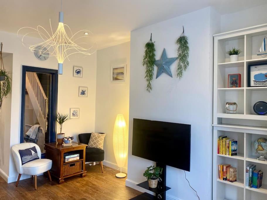 Stylish Coastal Home In The Centre Of ברייטון מראה חיצוני תמונה